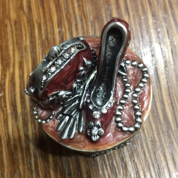 Vintage Enameled Trinket Case with Heel and Purse - Picture 4 of 9